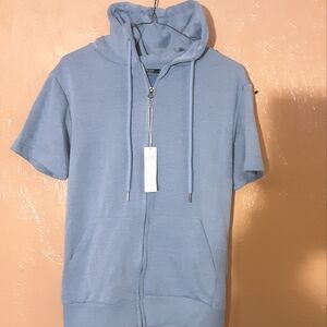 GIVON WOMENS BLUE SHORT SLEEVE HOODED SHIRT SIZE SMALL BRAND NEW